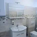 Poljana Plankit *