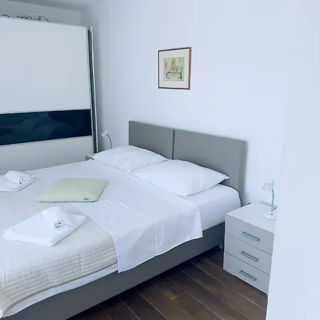 Appartement Poljana Plankit Zadar