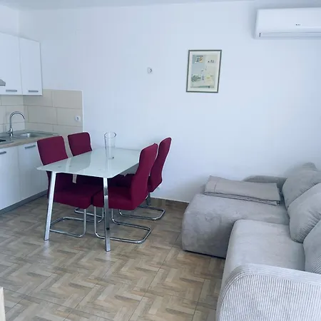 Poljana Plankit